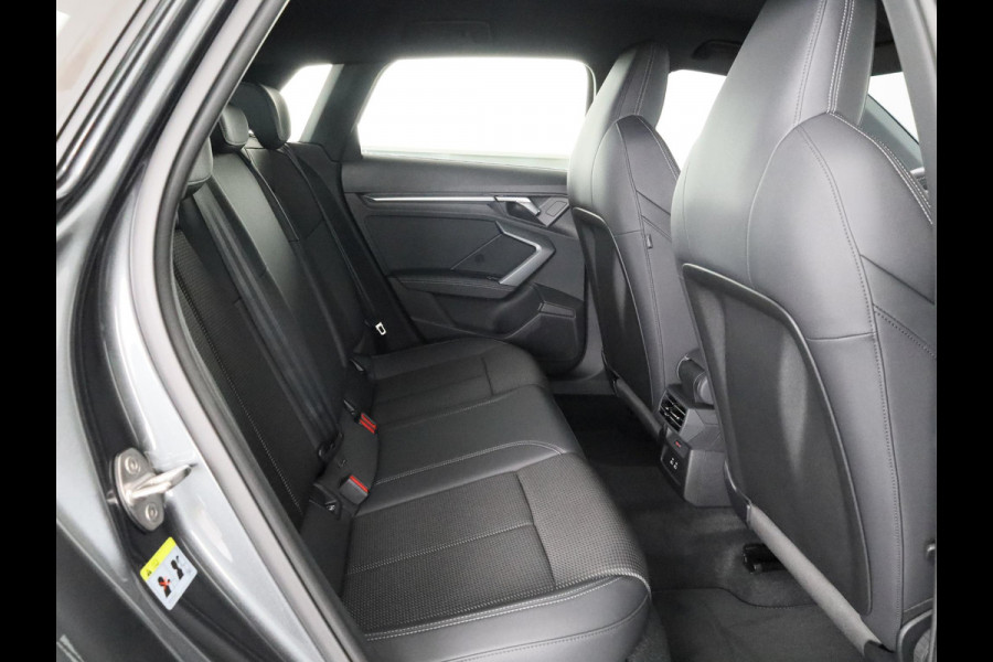 Audi A3 Sportback 40 TFSI e S edition 204pk | Verlengde garantie | Parkeercamera | Adaptieve cruise controle | Optiek pakket zwart Plus | Extra getint glas