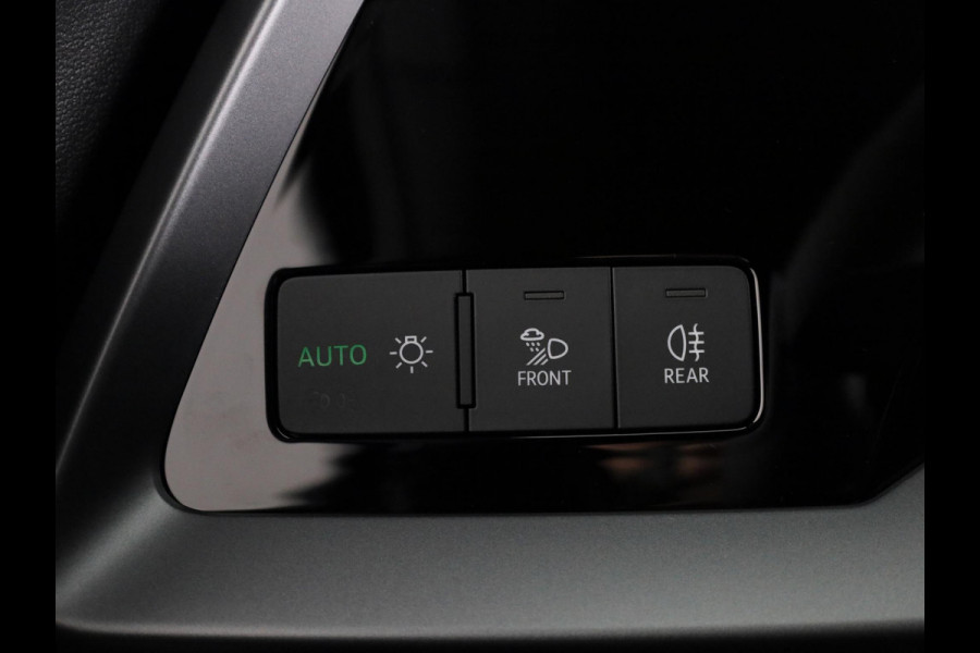 Audi A3 Sportback 40 TFSI e S edition 204pk | Verlengde garantie | Parkeercamera | Adaptieve cruise controle | Optiek pakket zwart Plus | Extra getint glas