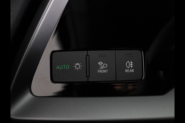 Audi A3 Sportback 40 TFSI e S edition 204pk | Verlengde garantie | Parkeercamera | Adaptieve cruise controle | Optiek pakket zwart Plus | Extra getint glas