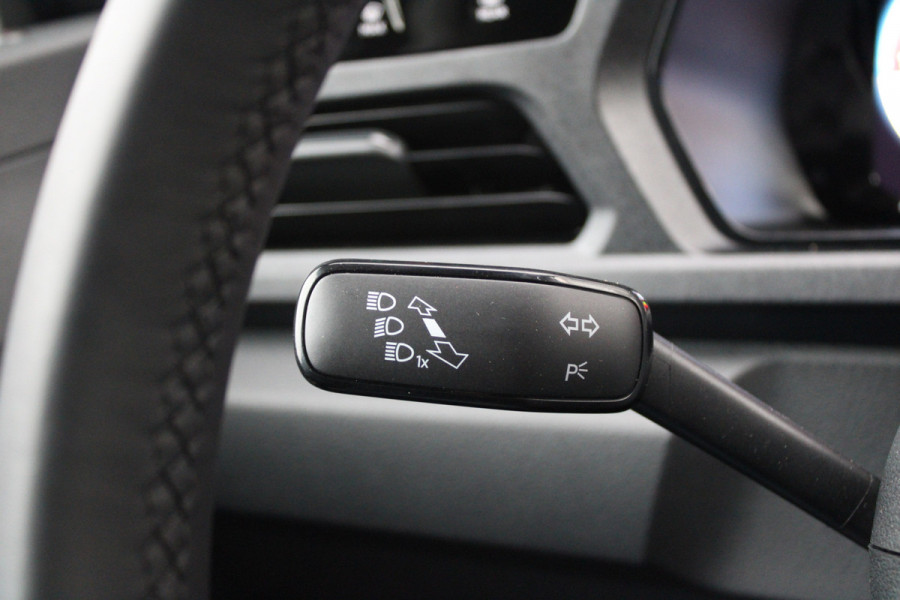 Volkswagen Caddy Cargo 2.0 TDI 122pk DSG7 - Carplay - Adaptive Cruise - Navigatie - LED koplampen - Ergocomfort stoel - Stoelverwarming - Rijklaar