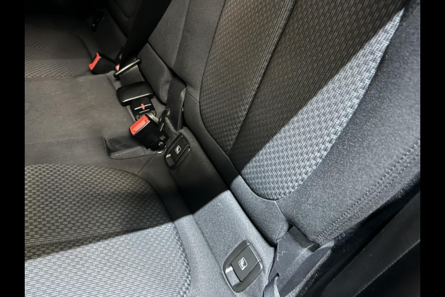 BMW X2 XDrive20i Executive Garantie Camera Elek Achterklep StoelVW Cruise Navi Clima Led Rijklaar