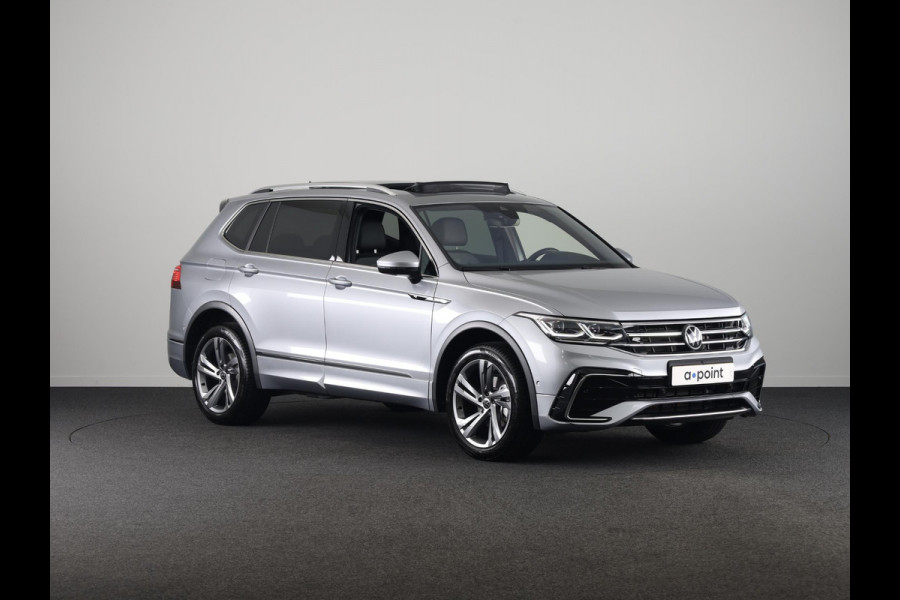 Volkswagen Tiguan Allspace 1.5 TSI R-Line Business 150PK | Automaat (DSG) | Wegklapbare trekhaak | Panoramadak