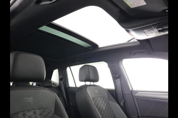 Volkswagen Tiguan Allspace 1.5 TSI R-Line Business 150PK | Automaat (DSG) | Wegklapbare trekhaak | Panoramadak