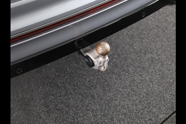 Volkswagen Tiguan Allspace 1.5 TSI R-Line Business 150PK | Automaat (DSG) | Wegklapbare trekhaak | Panoramadak