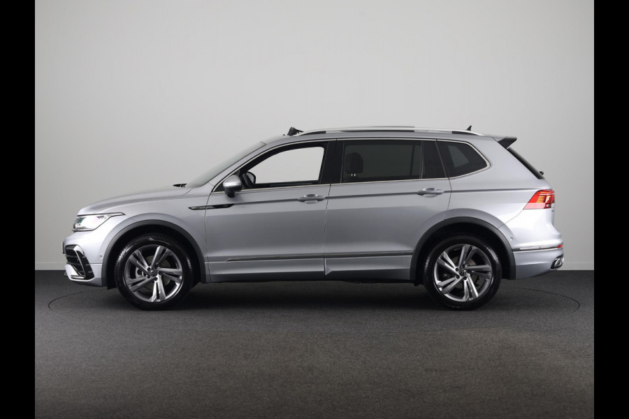 Volkswagen Tiguan Allspace 1.5 TSI R-Line Business 150PK | Automaat (DSG) | Wegklapbare trekhaak | Panoramadak