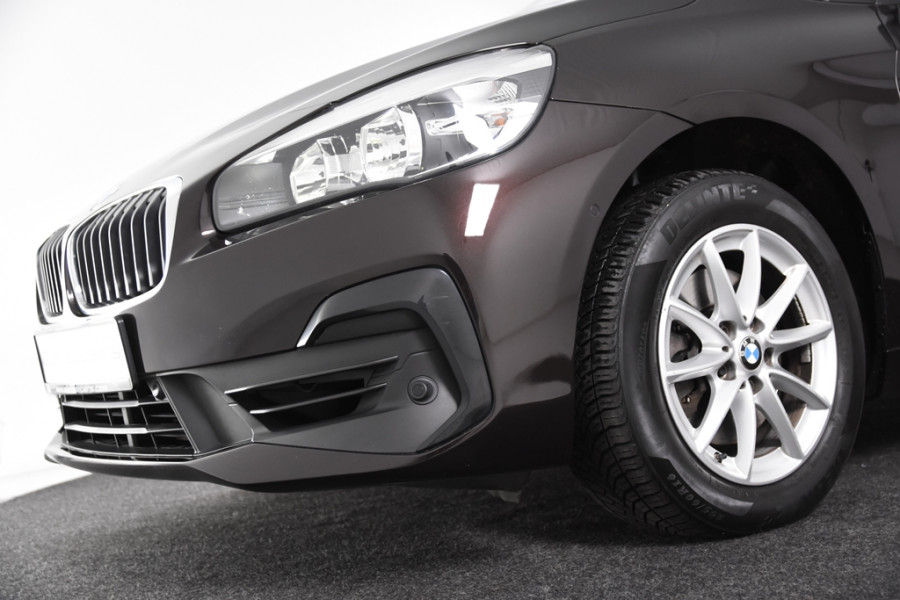 BMW 2 Serie Gran Tourer 218i High Executive *Leer*Navigatie*Parkassist*Stoelverwarming*