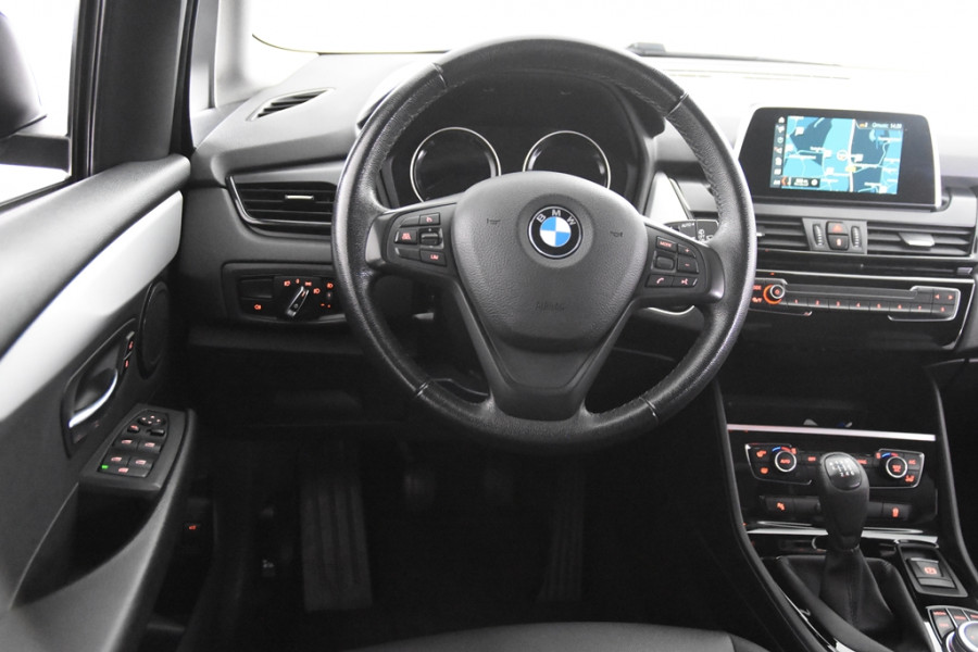 BMW 2 Serie Gran Tourer 218i High Executive *Leer*Navigatie*Parkassist*Stoelverwarming*