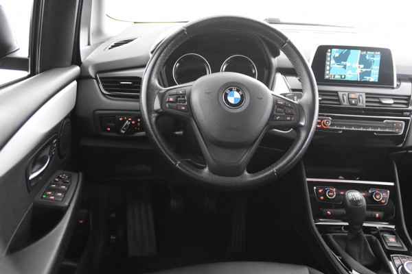BMW 2 Serie Gran Tourer 218i High Executive *Leer*Navigatie*Parkassist*Stoelverwarming*