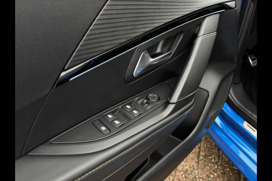 Peugeot 208 1.2 PureTech GT-Line Pano | Stoelverwarming | Apple Carplay | Achteruitrij Camera