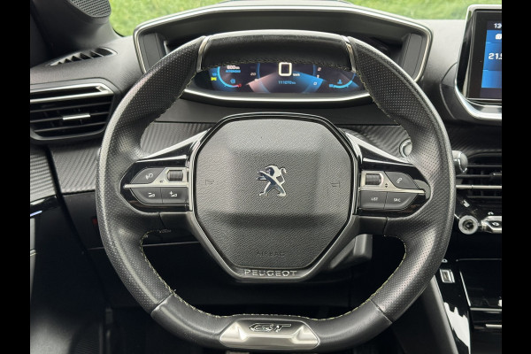Peugeot 208 1.2 PureTech GT-Line Pano | Stoelverwarming | Apple Carplay | Achteruitrij Camera