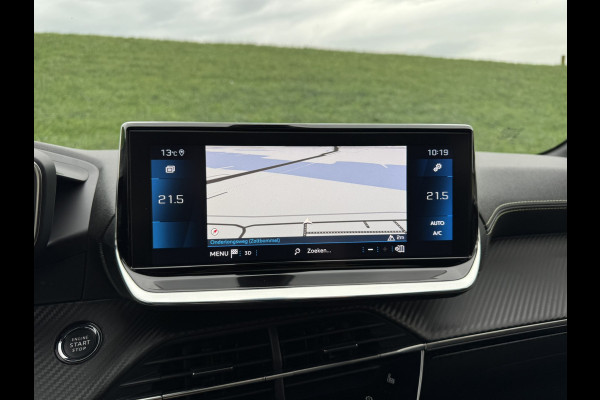 Peugeot 208 1.2 PureTech GT-Line Pano | Stoelverwarming | Apple Carplay | Achteruitrij Camera