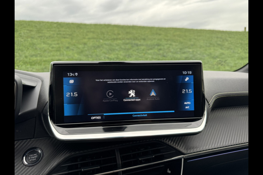 Peugeot 208 1.2 PureTech GT-Line Pano | Stoelverwarming | Apple Carplay | Achteruitrij Camera