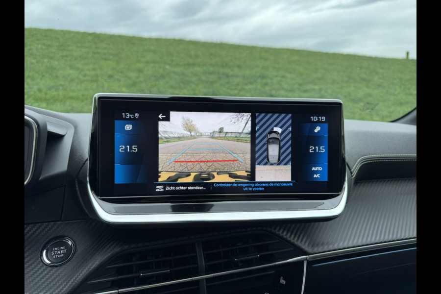 Peugeot 208 1.2 PureTech GT-Line Pano | Stoelverwarming | Apple Carplay | Achteruitrij Camera
