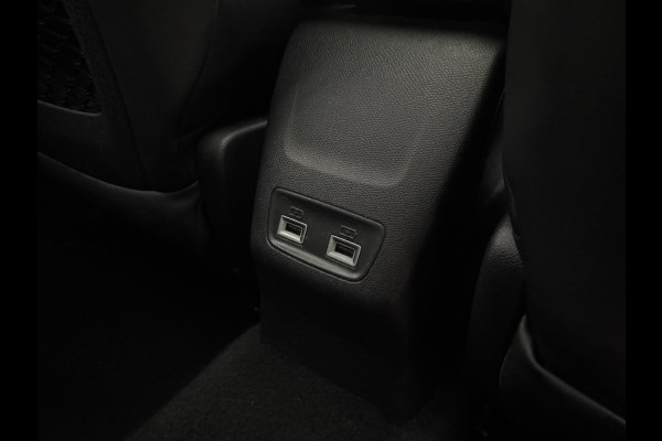 Peugeot 208 1.2 PureTech GT-Line Pano | Stoelverwarming | Apple Carplay | Achteruitrij Camera