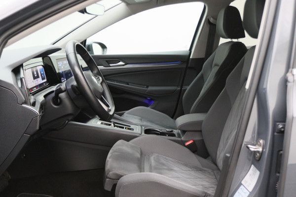 Volkswagen Golf 1.5 eTSI DSG Style Virtual Cockpit, Head-Up, IQ-Light, ACC, Apple Carplay, Sfeerverlichting, 17''