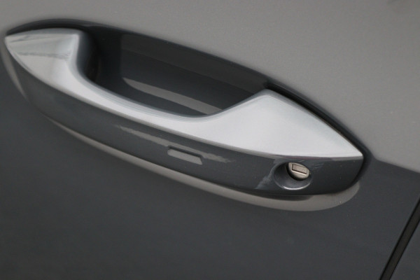 Volkswagen Golf 1.5 eTSI DSG Style Virtual Cockpit, Head-Up, IQ-Light, ACC, Apple Carplay, Sfeerverlichting, 17''