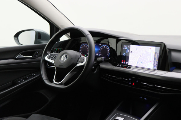Volkswagen Golf 1.5 eTSI DSG Style Virtual Cockpit, Head-Up, IQ-Light, ACC, Apple Carplay, Sfeerverlichting, 17''