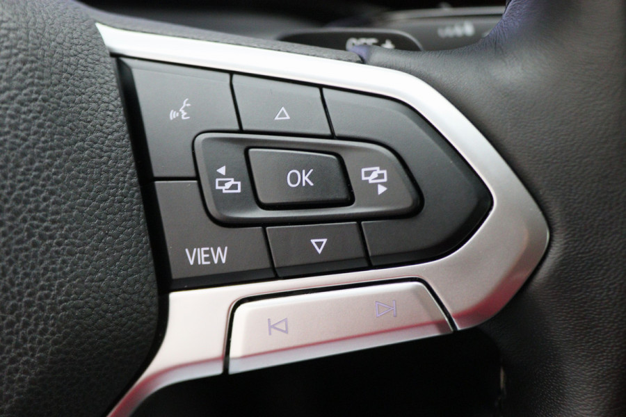 Volkswagen Golf 1.5 eTSI DSG Style Virtual Cockpit, Head-Up, IQ-Light, ACC, Apple Carplay, Sfeerverlichting, 17''