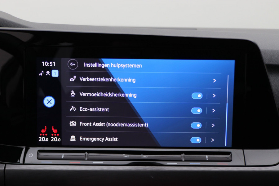 Volkswagen Golf 1.5 eTSI DSG Style Virtual Cockpit, Head-Up, IQ-Light, ACC, Apple Carplay, Sfeerverlichting, 17''