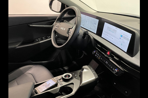 Kia Ev6 Air 58 kWh Airco ECC Navi Carplay Adaptive Cruise Control 19" LM Velgen Full LED PDC VA + Camera