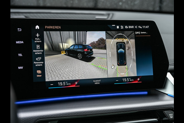 BMW iX1 XDRIVE 30 LAUNCH EDITION 67 kWh | M-SPORT | NL-AUTO | COMFORT ACCESS | PANORAMADAK | 360 CAMERA | HARMAN/KARDON | HEAD-UP | VIRT