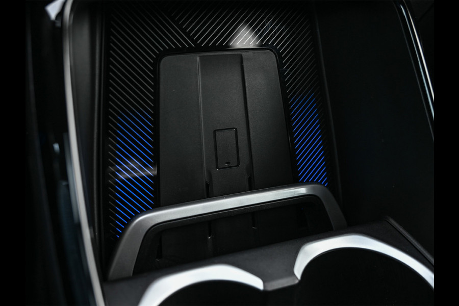BMW iX1 XDRIVE 30 LAUNCH EDITION 67 kWh | M-SPORT | NL-AUTO | COMFORT ACCESS | PANORAMADAK | 360 CAMERA | HARMAN/KARDON | HEAD-UP | VIRT
