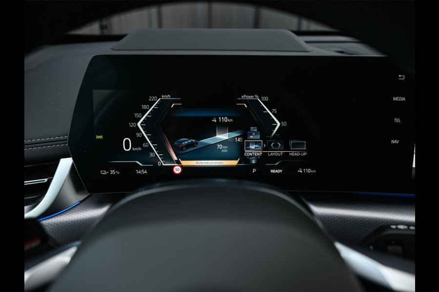 BMW iX1 XDRIVE 30 LAUNCH EDITION 67 kWh | M-SPORT | NL-AUTO | COMFORT ACCESS | PANORAMADAK | 360 CAMERA | HARMAN/KARDON | HEAD-UP | VIRT