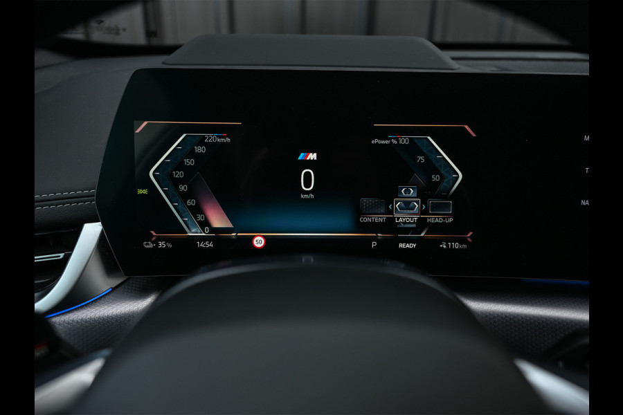 BMW iX1 XDRIVE 30 LAUNCH EDITION 67 kWh | M-SPORT | NL-AUTO | COMFORT ACCESS | PANORAMADAK | 360 CAMERA | HARMAN/KARDON | HEAD-UP | VIRT