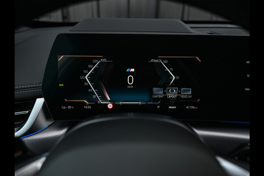 BMW iX1 XDRIVE 30 LAUNCH EDITION 67 kWh | M-SPORT | NL-AUTO | COMFORT ACCESS | PANORAMADAK | 360 CAMERA | HARMAN/KARDON | HEAD-UP | VIRT