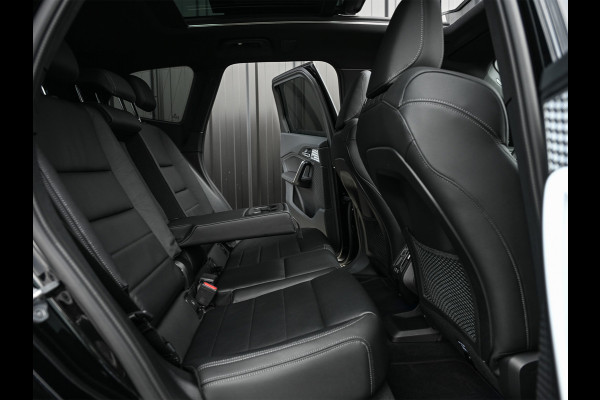 BMW iX1 XDRIVE 30 LAUNCH EDITION 67 kWh | M-SPORT | NL-AUTO | COMFORT ACCESS | PANORAMADAK | 360 CAMERA | HARMAN/KARDON | HEAD-UP | VIRT