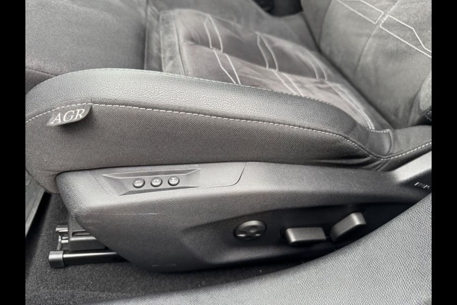 Opel Astra 1.6 Hybrid GS Line AGR Stoelen Camera Memory Navi Led 180 PK