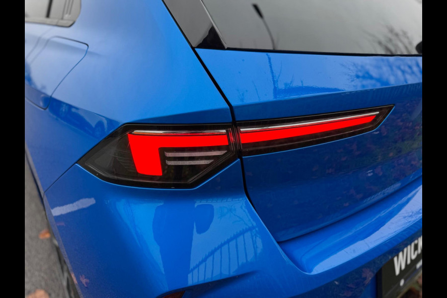 Opel Astra 1.6 Hybrid GS Line AGR Stoelen Camera Memory Navi Led 180 PK