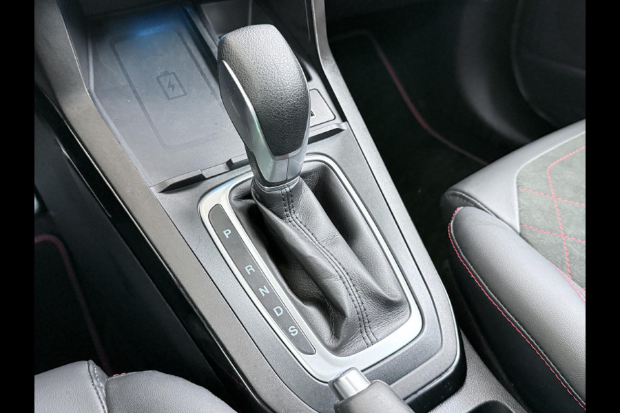 Ford Puma ST-line X 155PK VAN: €33.900,- VOOR: €29.877,- UW EINDEJAARSVOORDEEL: €4.023 | MHEV BOMVOL!!| WINTERPACK VERW. VOORRUIT | ELEK. PANORAMDAK| B&O | ELEK. ACHTERKLEP| 360 CAM| STOEL + STUUR VERW. |