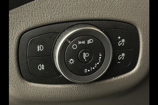 Ford Transit Connect 100pk L2 Trend Automaat Trekhaak Airco Navi Cruise