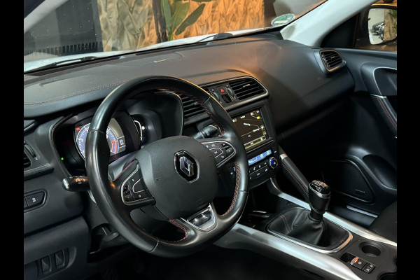 Renault Kadjar 1.6 TCe Bose Garantie Elek. Trekhaak Blindspot Elek. Stoel StoelVW Leder Camera Cruise Navi Clima Led PDC Rijklaar