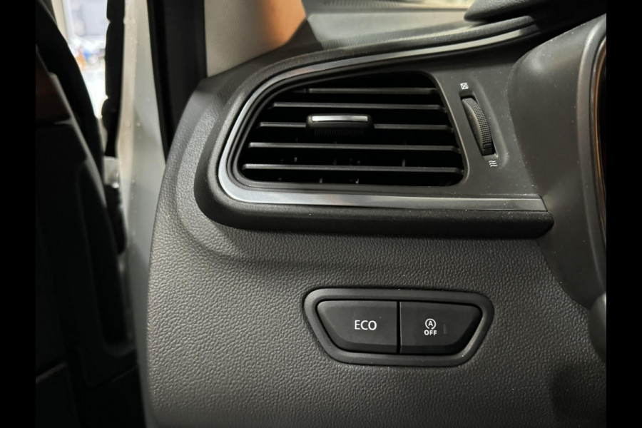 Renault Kadjar 1.6 TCe Bose Garantie Elek. Trekhaak Blindspot Elek. Stoel StoelVW Leder Camera Cruise Navi Clima Led PDC Rijklaar