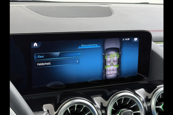 Mercedes-Benz EQA 250 AMG 67kWh Apple Carplay Android Auto Pano-/Schuif-Dak Leer/Alcantara Advanced LED-High-Performance Camera Navi+10" Connect D 191pk AUT. Night-pakket Connect-20 DAB Actieve park-assist+Rem-assistent Adaptive-Gr-licht Stoelverwarming Elek.Achterklep DAB High Perf.-LED  Keyless Business Solution 11kw-AC 1e Eigenaar Origineel Nederlandse Auto S.O.H. 91% 750kg Trekvermogen