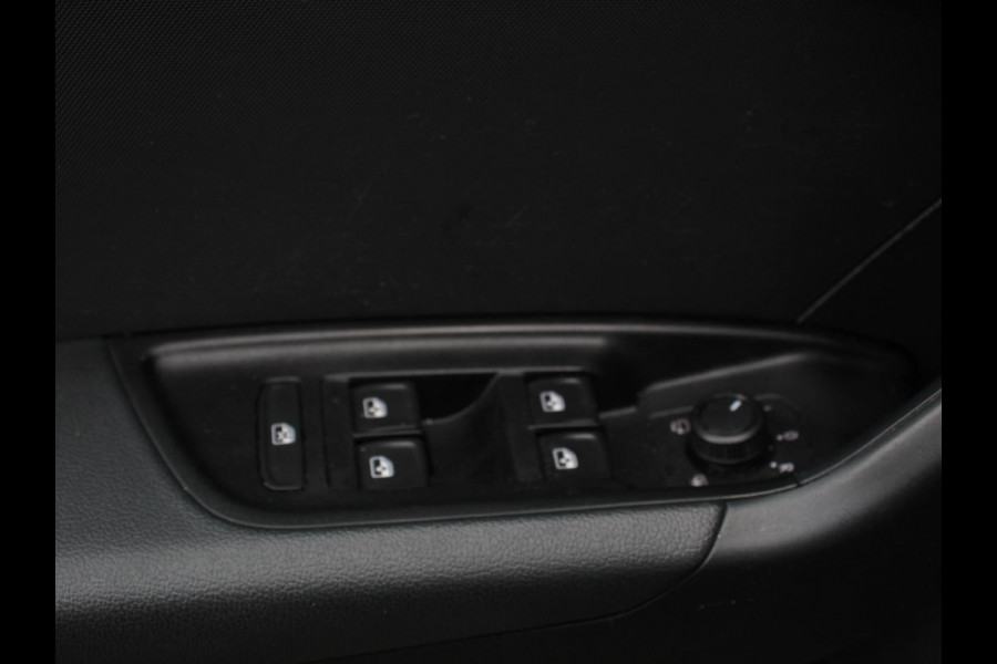 Audi A1 Sportback 30 TFSI 115pk Automaat | Navigatie | Climate Control | Digitale Cockpit | Parkeer sensoren | Bluetooth | Cruise control | Lichtmetalen velgen