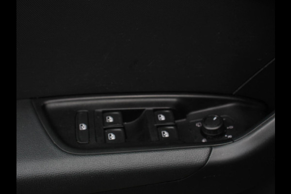 Audi A1 Sportback 30 TFSI 115pk Automaat | Navigatie | Climate Control | Digitale Cockpit | Parkeer sensoren | Bluetooth | Cruise control | Lichtmetalen velgen