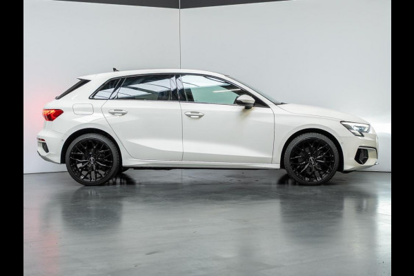 Audi A3 Sportback 40 TFSI e Advanced edition | S-Line | 19 Inch | Pano