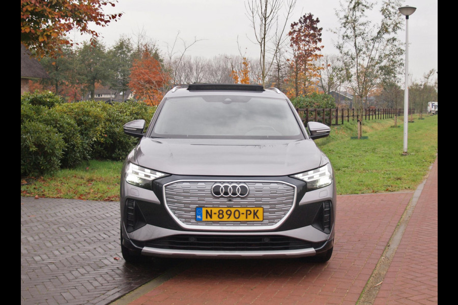 Audi Q4 e-tron 40 Launch edition Advanced Plus 77 kWh | Panoramadak | Camera | Apple Carplay | Cruise Control | NL-Auto |