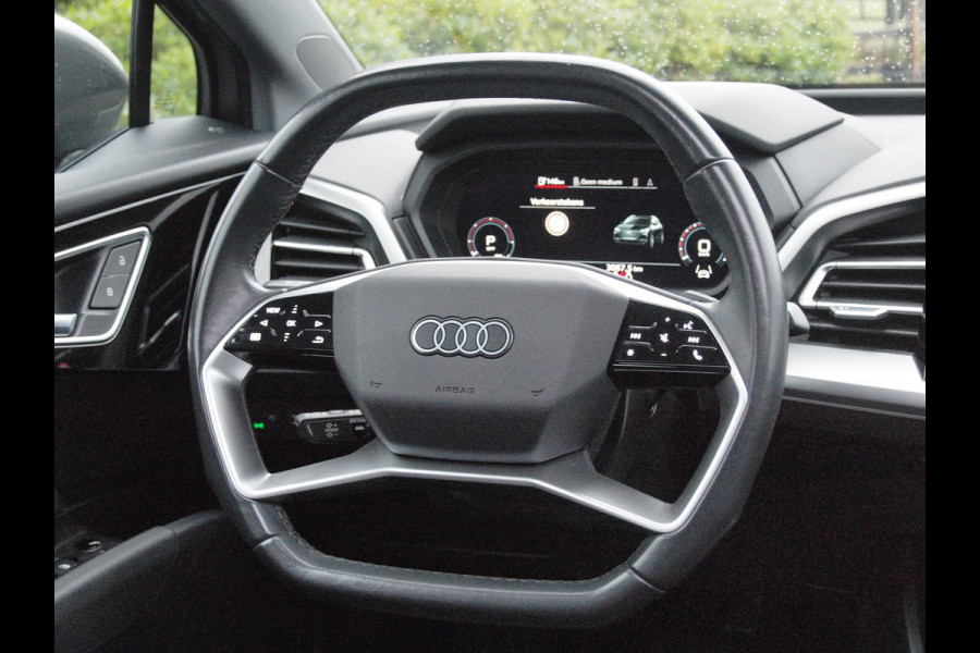 Audi Q4 e-tron 40 Launch edition Advanced Plus 77 kWh | Panoramadak | Camera | Apple Carplay | Cruise Control | NL-Auto |