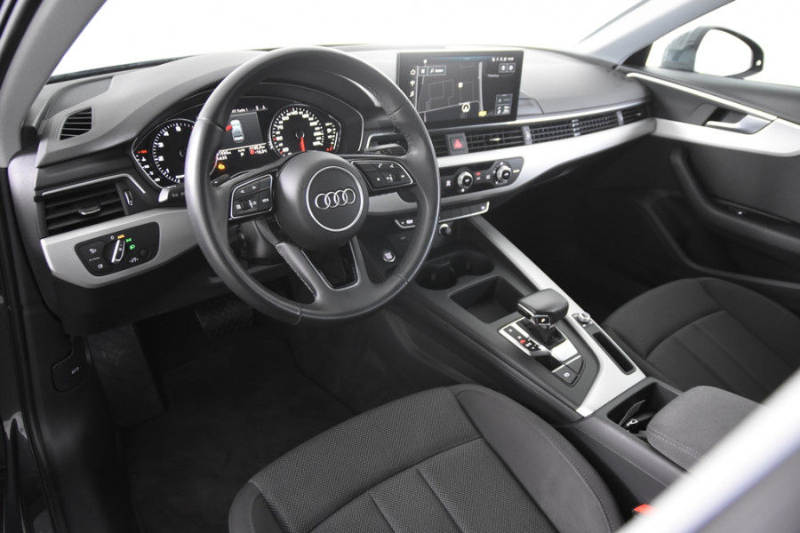 Audi A4 Limousine 35 TFSI S-Tronic *1ste Eigenaar*Navigatie*Trekhaak*PDC*