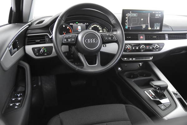 Audi A4 Limousine 35 TFSI S-Tronic *1ste Eigenaar*Navigatie*Trekhaak*PDC*