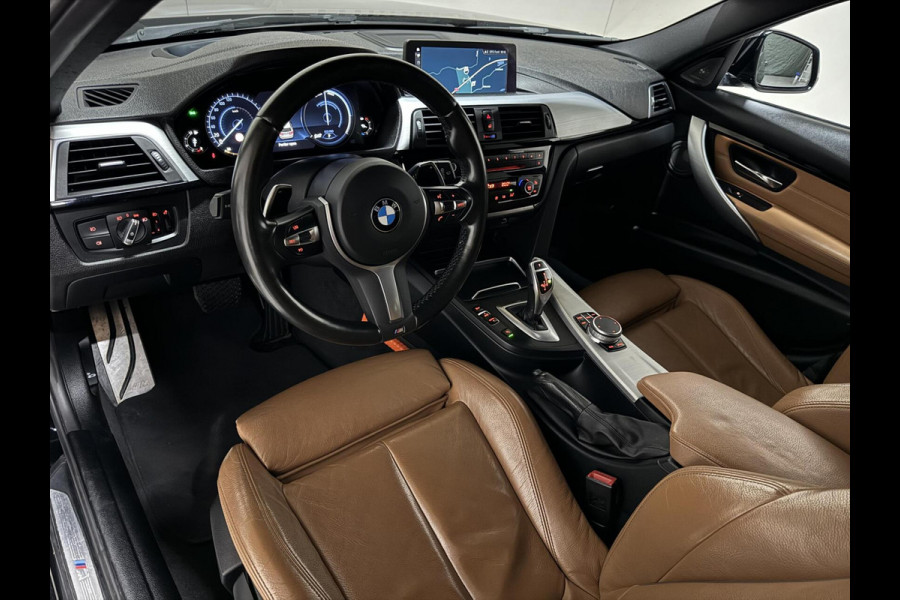 BMW 3 Serie Touring 320i M Sport Pano H/K Leer Camera NAP