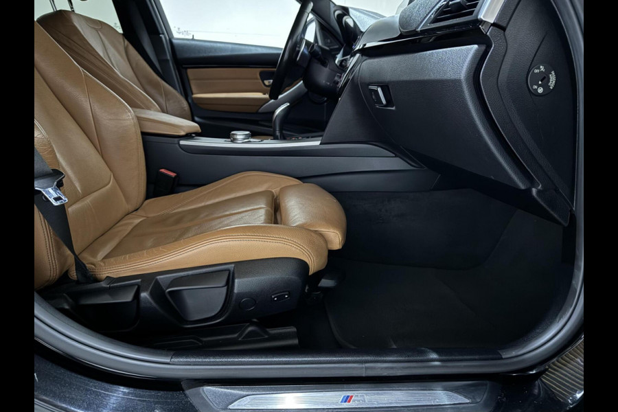 BMW 3 Serie Touring 320i M Sport Pano H/K Leer Camera NAP