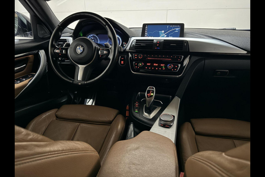 BMW 3 Serie Touring 320i M Sport Pano H/K Leer Camera NAP