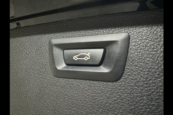 BMW 3 Serie Touring 320i M Sport Pano H/K Leer Camera NAP