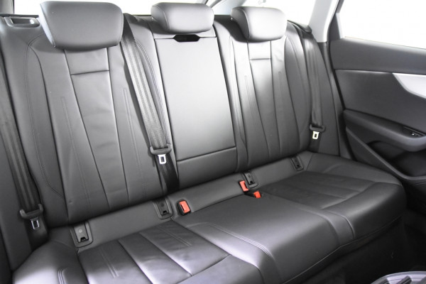 Audi A4 Avant 35 TFSI Advanced Edition *1ste Eigenaar*Leer*Panoramadak*Navigatie*