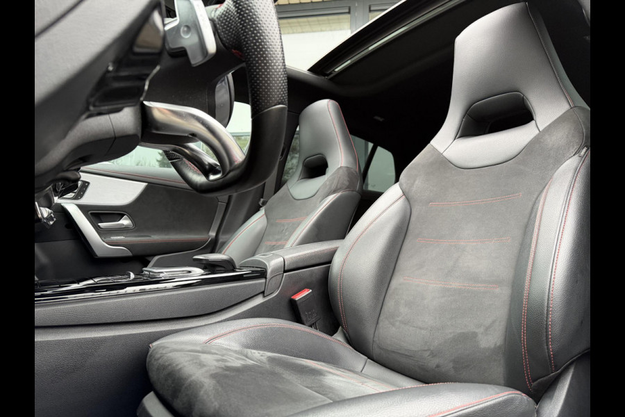 Mercedes-Benz CLA-Klasse Shooting Brake 250e Aut. Business Sol. AMG | Panorama | Burmester | Designo Magno | Sfeer Verlichting |